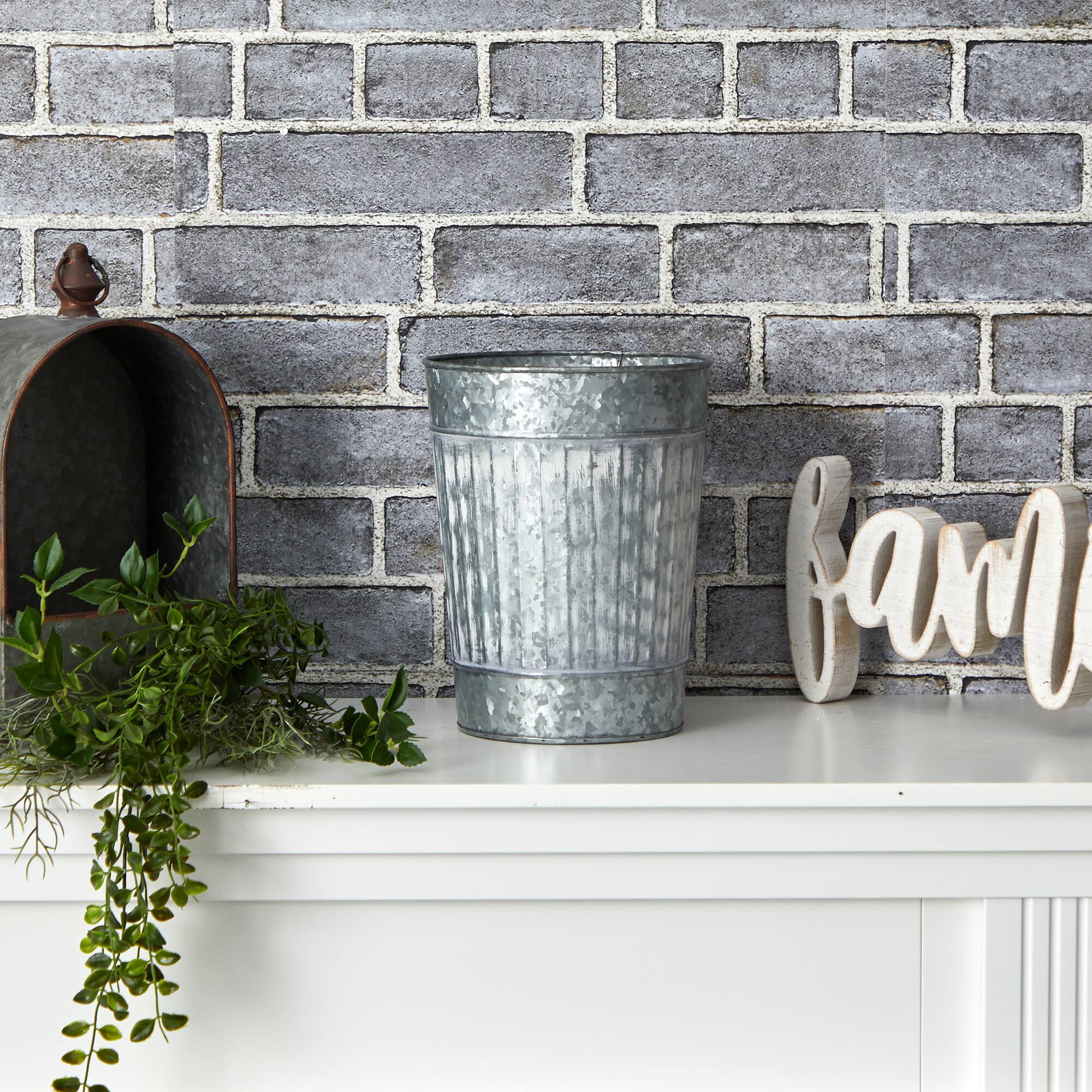 10i" Gray Farmhouse Country Pail Planter